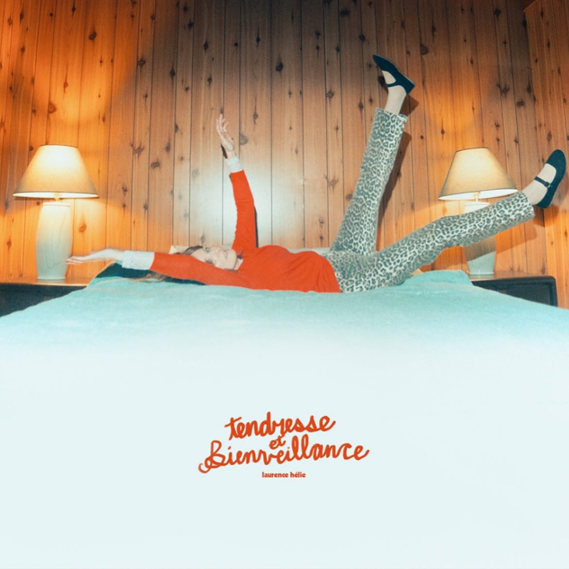 Graphisme et typographie pour le ep tendresse et bienveillance de @laurence_heli...