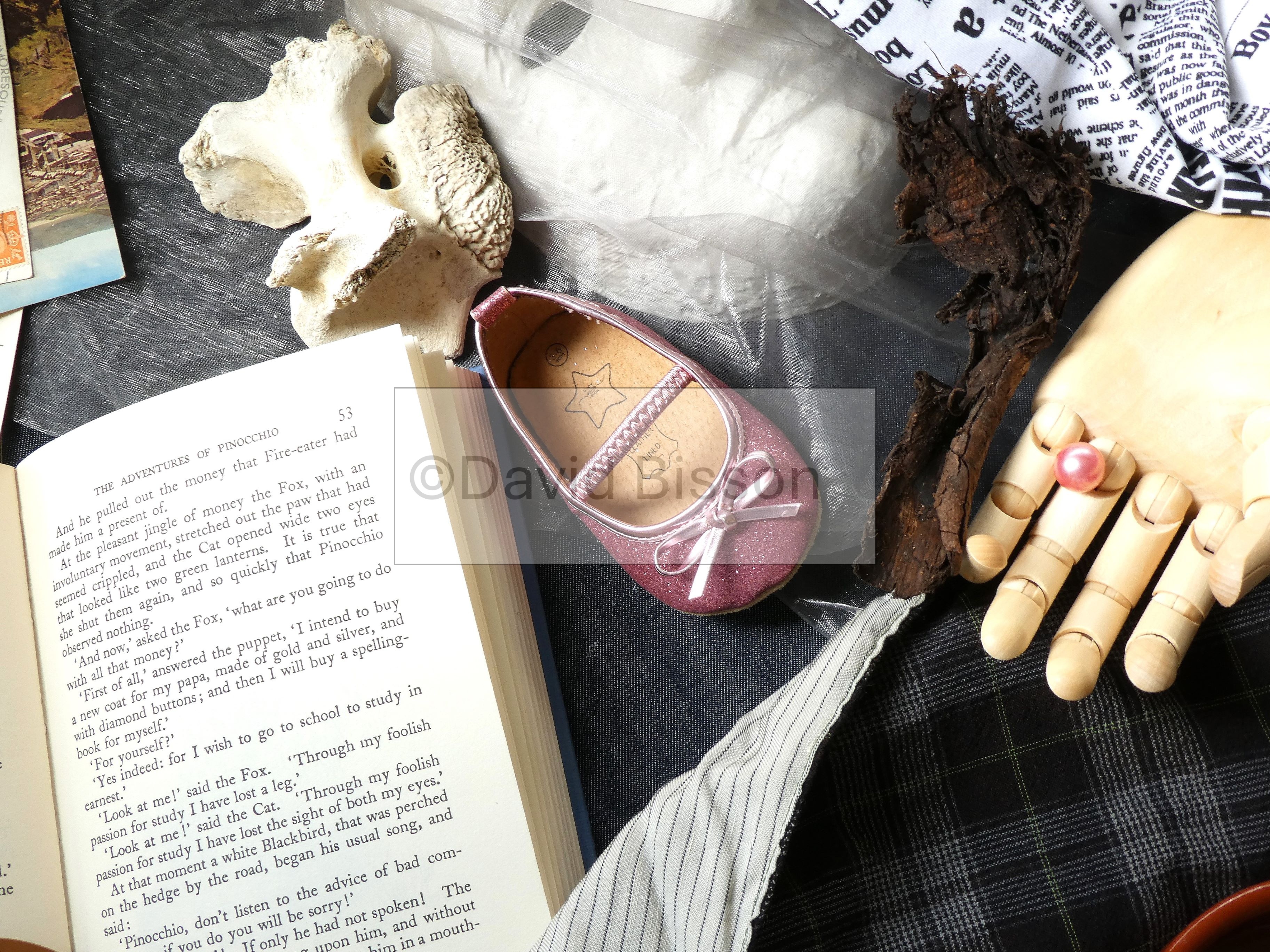 Digital print included in the current exhibition of @aurea.photogallery. Unframe...