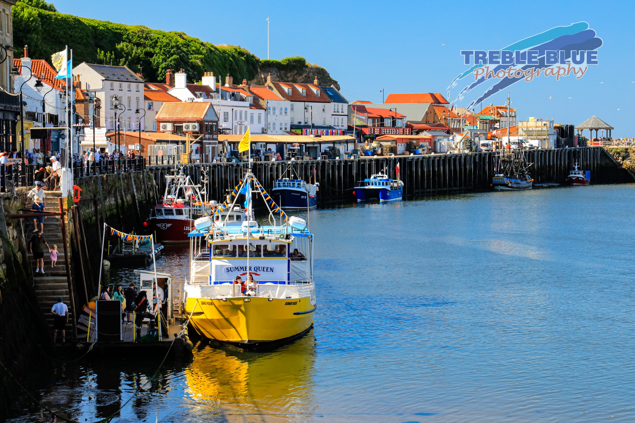 had our first visit to Whitby while on holiday couple of weeks ago.
Great place...